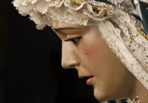 candelaria-virgen-imagenw-RFj9aRSsqmIbsHJgNv8ma6M-1200x840@abc